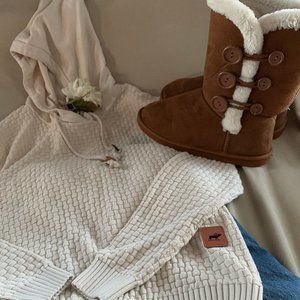 Tactical Deer Cable Cross Knit Cream Pullover